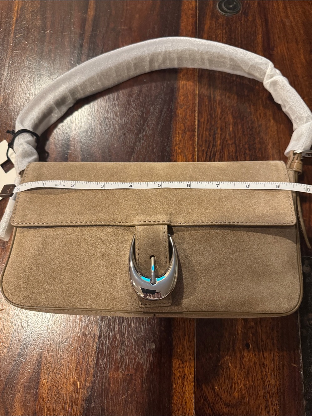 STAUD Harlow bag dune color, Beige Suede Shoulder Bag with Silver Hardware - Picture 4 of 8